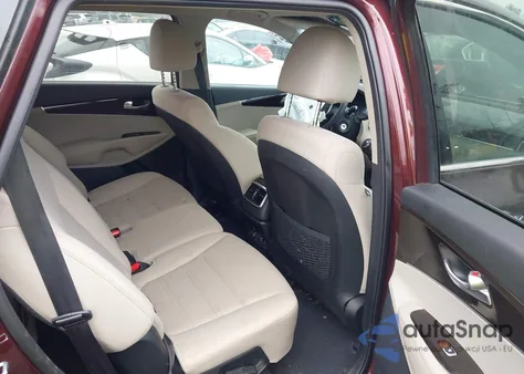 2019 Kia Sorento 2.4L Lx z USA, uszkodzony, nr VIN 5XYPG4A38KG575437